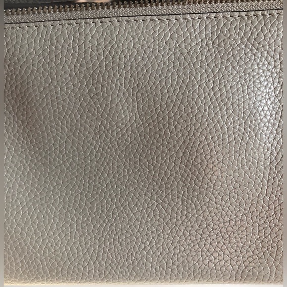 Michael Kors Gray Pebbled Large Wristlet - Picture 7 of 11